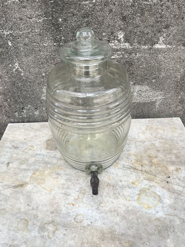 Botella de vidrio con tapa y canilla de bronce - imagen 7