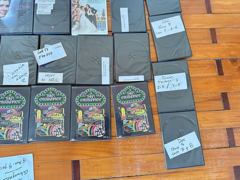 Colección de DVDs en venta - imagen 2