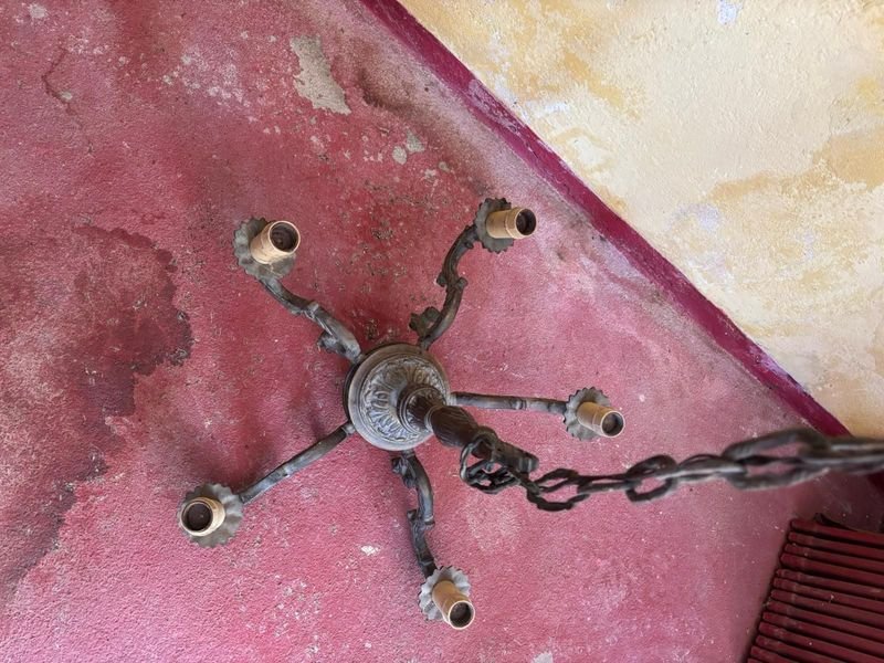 Item 889483 - Image 1