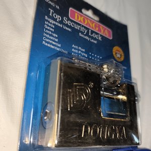 Candado de Seguridad DONG YA de Perno 90mm con 4 Llaves, Nuevo en Blíster - imagen 3