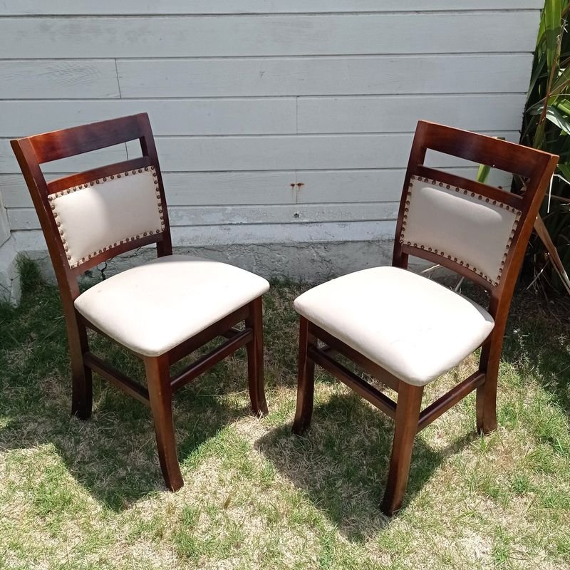 Cuatro sillas de bar de Delfino Álvarez para venta - imagen 3
