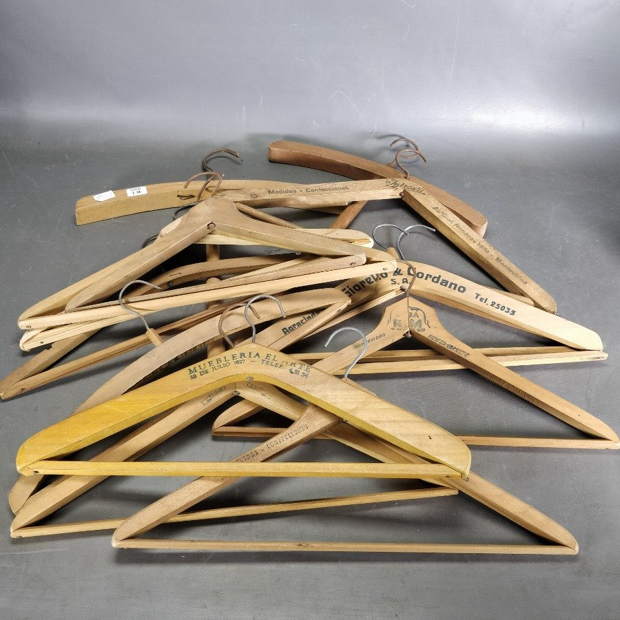 Item 15831 - Image 0