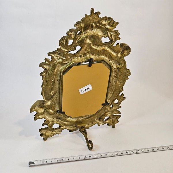Espejo con marco de bronce macizo y diseño ornamental - imagen 3