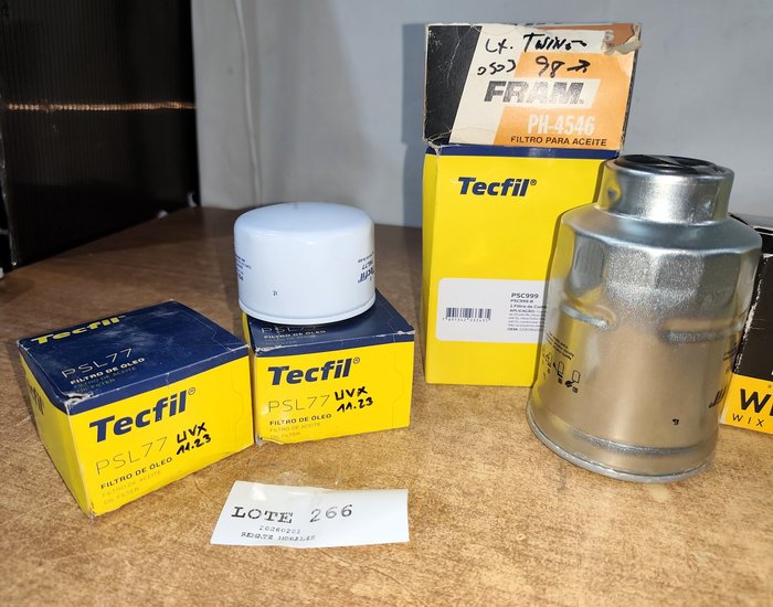 Colección de filtros de aceite y accesorios para vehículos - imagen 3