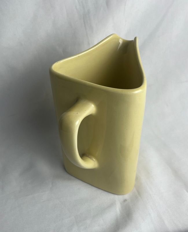 Jarra loza de porcelana amarilla con diseño colorido - imagen 6