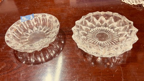 2 CENICEROS VIDRIO PRENSADO - Accesorios para Vehículos - imagen 4