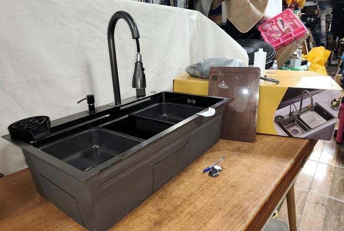 Lote anterior: Pileta de Cocina Multifunción con Cascada y Lavavasos