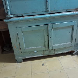 Antigua Caja Fuerte de Hierro con Llaves y Base de Madera - imagen 6