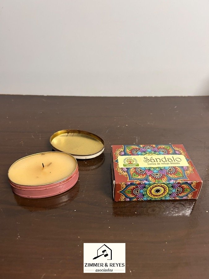 Velas y Conitos Aromáticos Sándalo