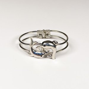 Lote siguiente: Pulsera de Acero con Diseño de Delfines