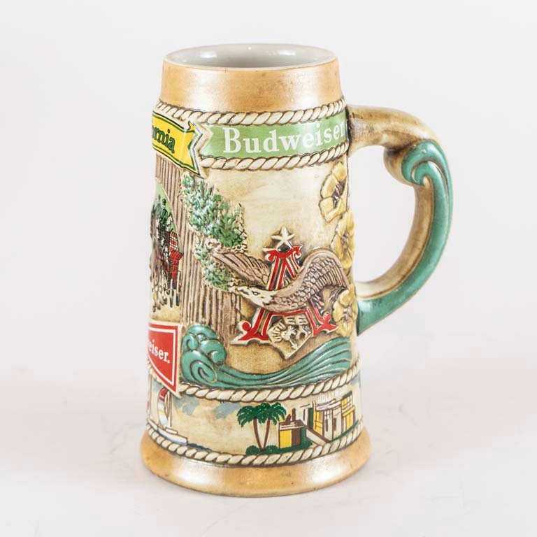 Jarra de cerveza de porcelana con relieve 'Budweiser' California - imagen 2