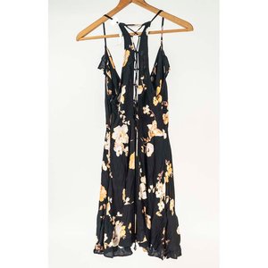 Vestido Floreado Negro Kimchi Blue Talle 4 - imagen 2