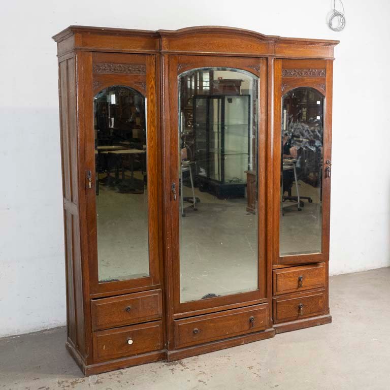 Item 2101994 - Image 0