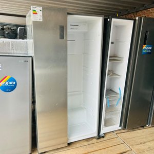 Lote siguiente: Lote de 4 Heladeras con Averías y Faltantes para Service