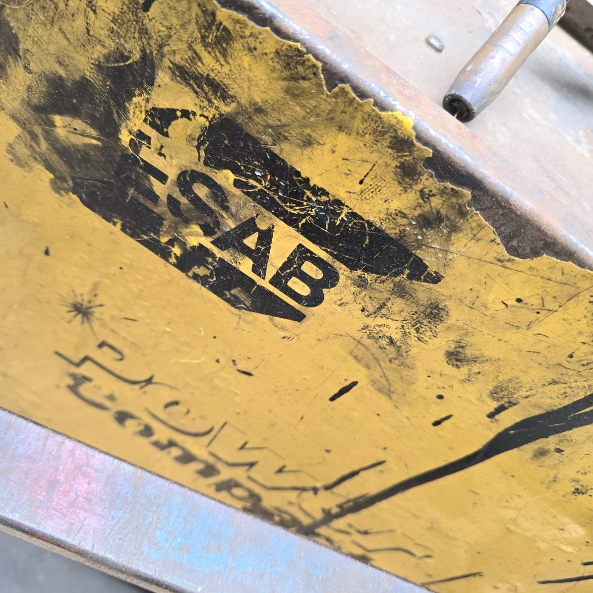 Item lote-65-soldadora-mig-esab-power-compact-250-ecf - Image 2