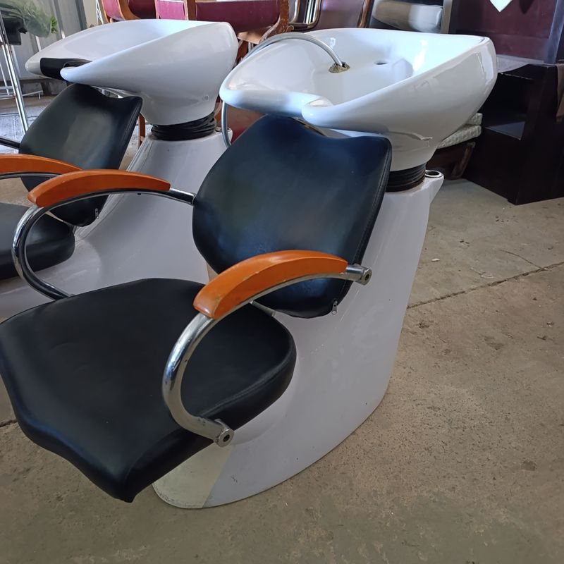 Sillón de Peluquería Integral con Lavatorio en Loza Blanca