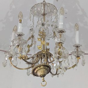 Araña de Bronce y Cristal con Diseño Floral y 6 Luces - imagen 2