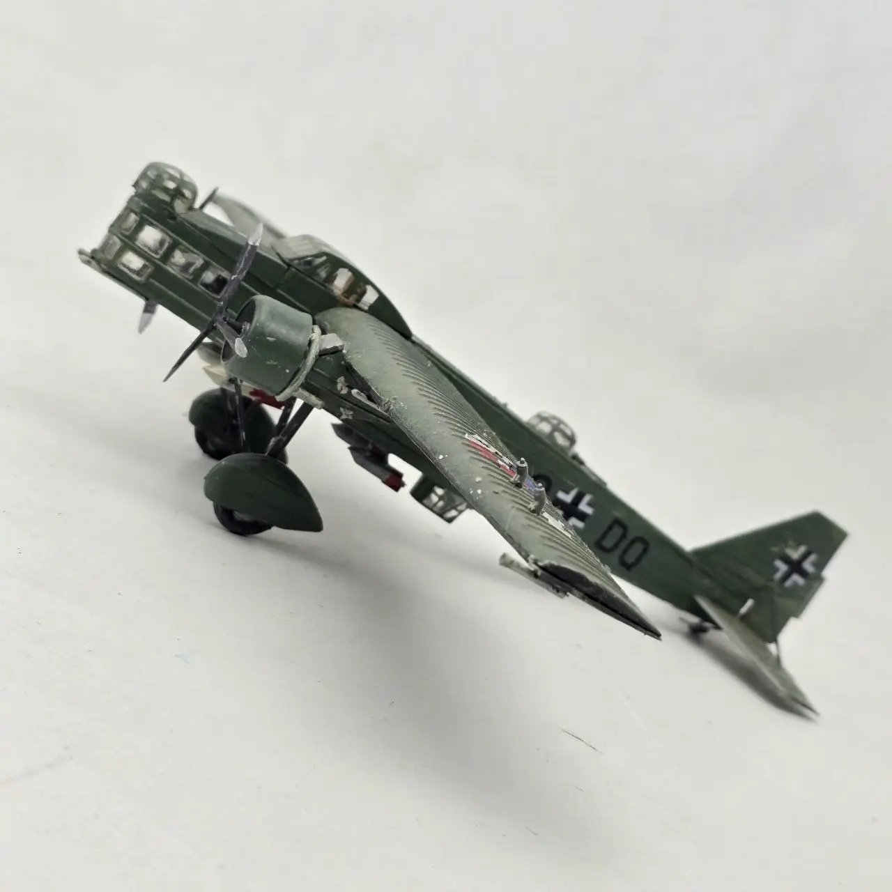 Maqueta Junkers Ju 52/3m Luftwaffe con Marcaje P4 DC