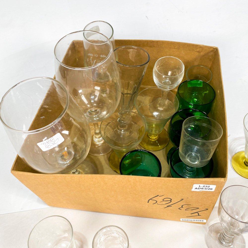 Lote de platos, vasos y copas de vidrio - imagen 4