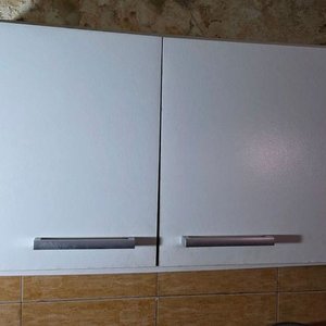 Mueble Aéreo de Cocina Blanco con Tres Puertas - imagen 4