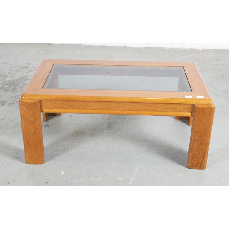 Mesa de Sala con Tapa de Vidrio Biselado y Marco de Madera