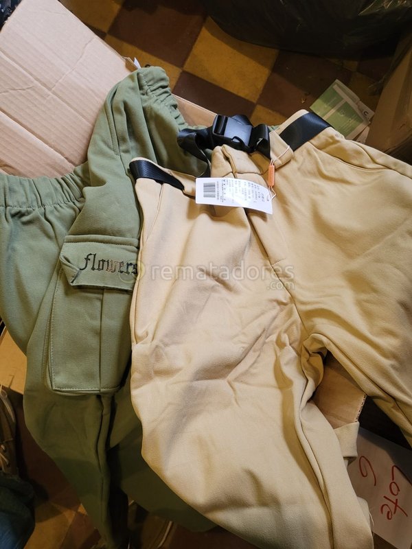 Pantalones Cargo de Algodón Color Beige y Verde Militar