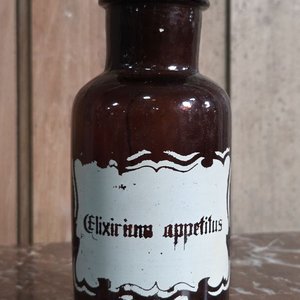 Lote anterior: Frasco de Farmacia Antiguo "Elixirium Appetitus" Vidrio Ámbar 15 cm