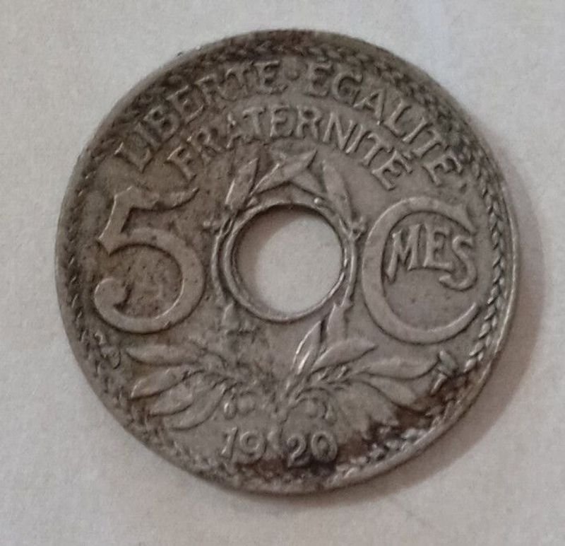 Lote anterior: Moneda de Francia Lindauer 1920
