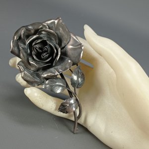 Antiguo Prendedor de Plata con Alfileres de Oro en Forma de Rosa - imagen 6