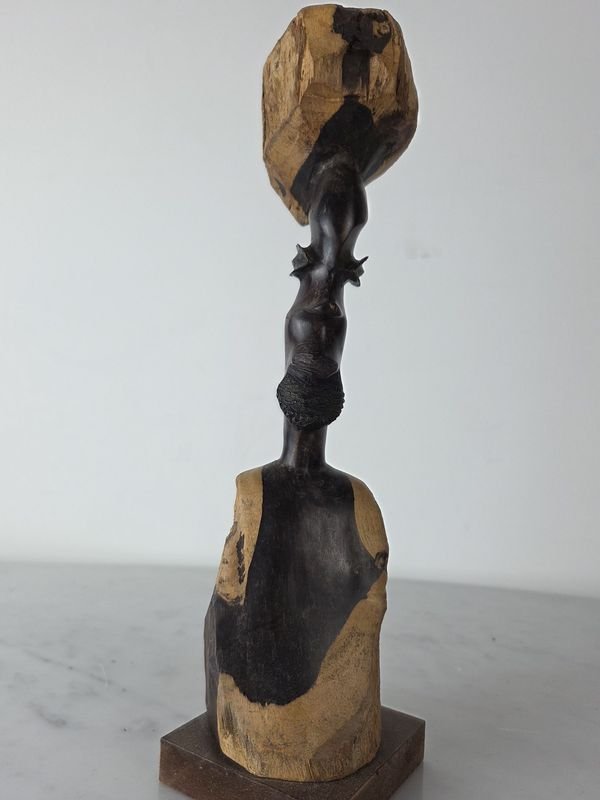 Escultura en madera dura africana posiblemente ébano - imagen 2