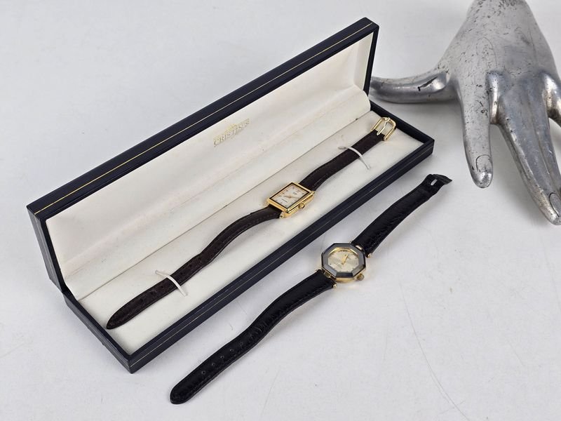 Dos Relojes Vintage Citizen y Seiko con Cajas y Mallas de Cuero