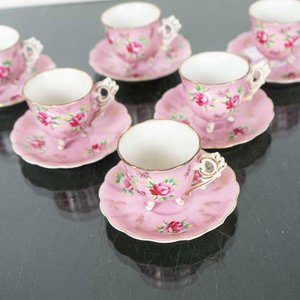 Juego de 12 Tazas y Platos de Porcelana Rosa con Flores - imagen 2