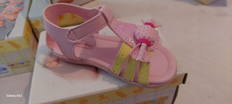 Calzado Talle 22 - Sandalias de Cuero - imagen 4