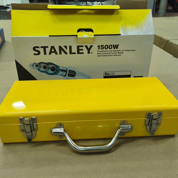 Termofusora Stanley 1500W para Caños Plásticos con Maletín Metálico