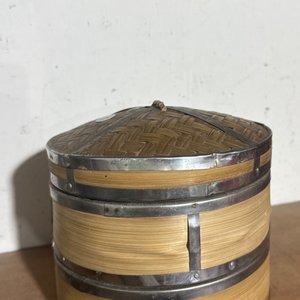 Lote anterior: Vaporera de Bambú y Metal
