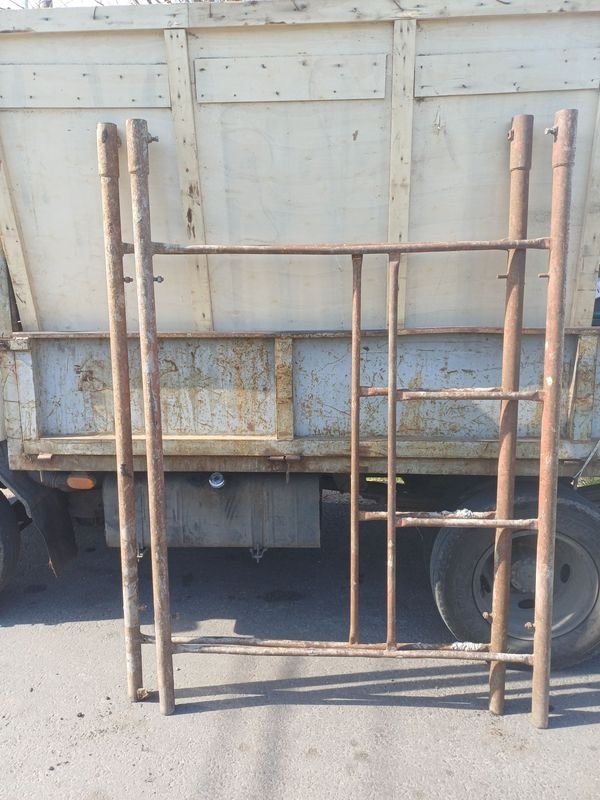 Andamio Metálico Completo con 4 Crucetas