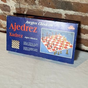 Juego de Ajedrez Clásico Didactic con Tablero y Fichas Plásticas - imagen 2