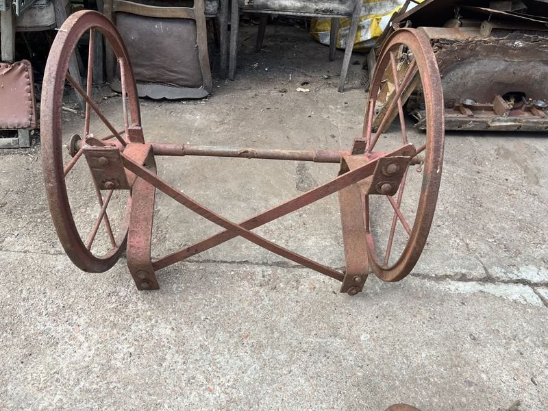 Item 884040 - Image 5