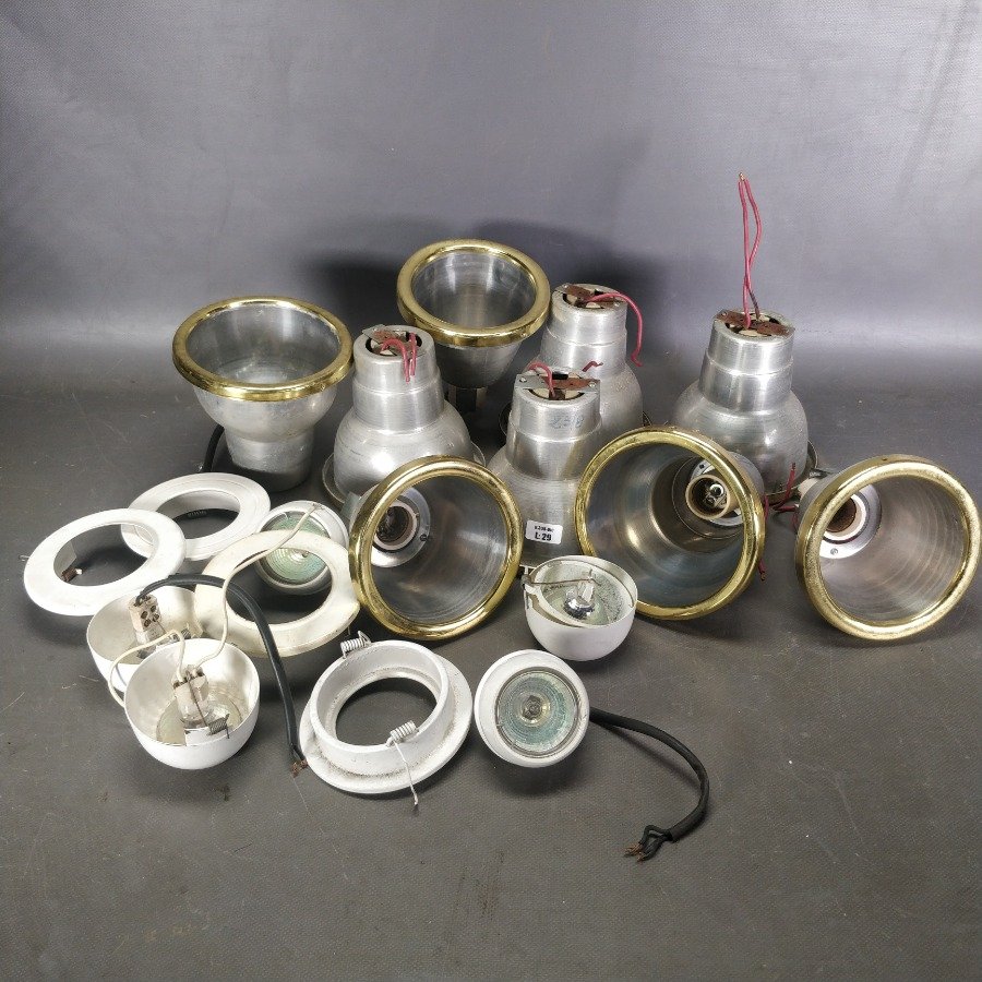 Item 15846 - Image 0