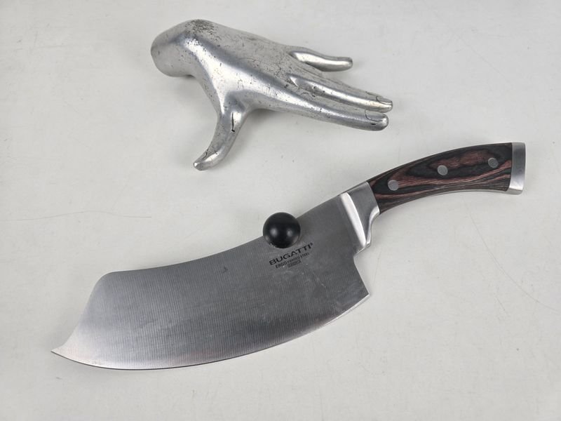 Cuchilla de Cocina Bugatti Ergo Forged Steel
