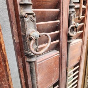 Juego de Celosías Largas de Madera Antigua - imagen 2