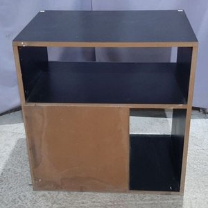 Mueble Auxiliar Negro con Estantes y Puerta - imagen 3