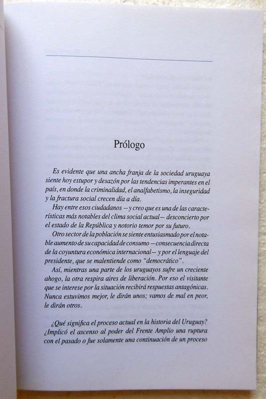 Libro sobre la política y sociedad de Uruguay - imagen 3