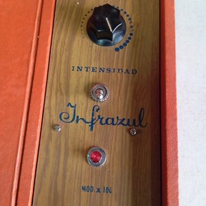 Equipo de Alta Frecuencia Facial "Infrazyl" con Accesorios y Estuche - imagen 10