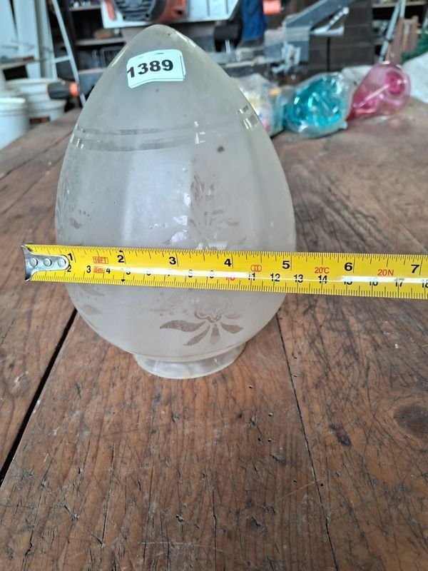 Vaso de vidrio tallado para lámpara - imagen 3