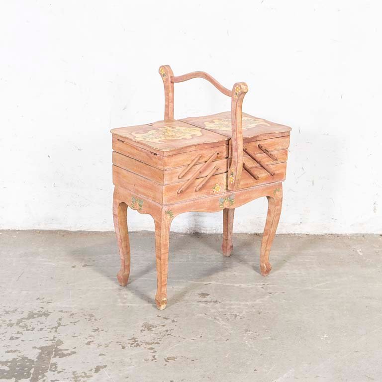 Item 2112876 - Image 0