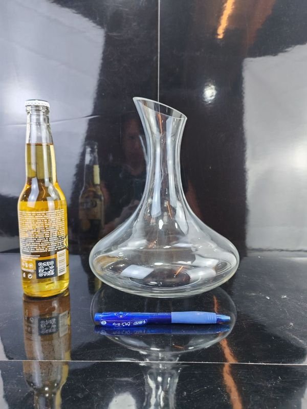 Jarra de vino transparente con base ancha - imagen 2