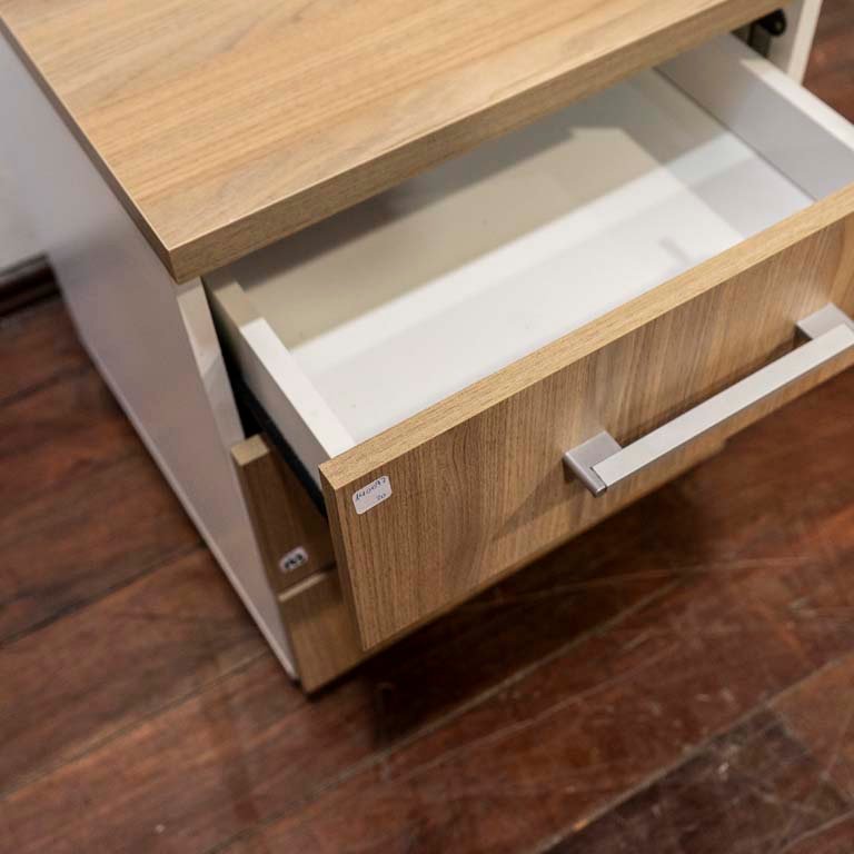 Item 2106834 - Image 1