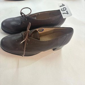 Lote de 5 Pares de Zapatos de Cuero para Mujer - Talle 36 - imagen 4