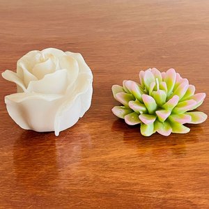 Lote de Velas Decorativas: Cactus, Flores, Piñas y Más - imagen 5
